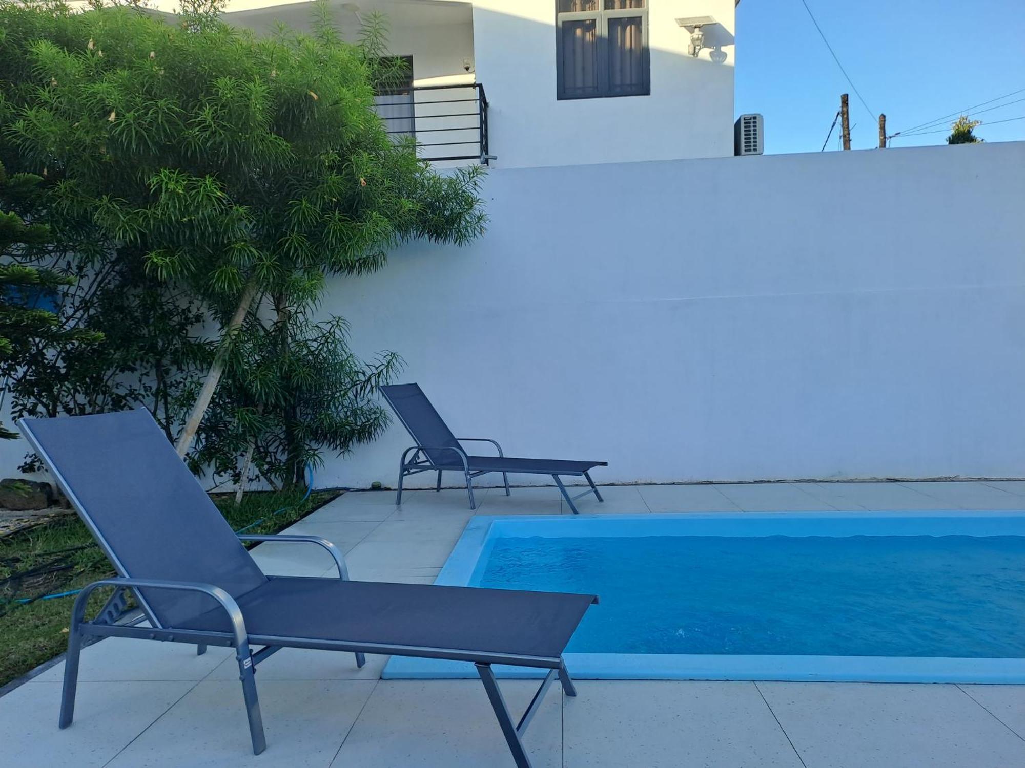 Maison Mont Choisy - One Or Two Bedrooms Apartment Trou aux Biches Exterior foto